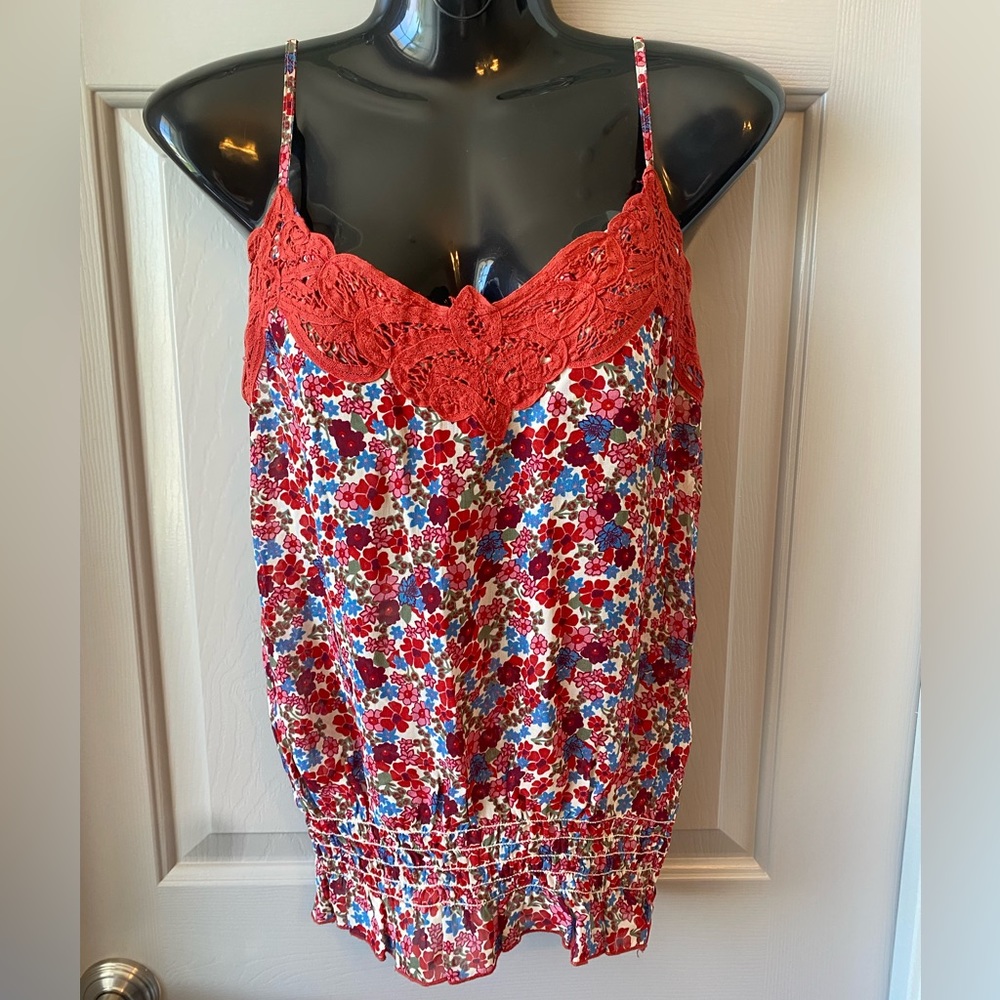 LF Floral Chiffon Camisole w/ Embroidered Neckline SZ L